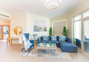 Luxury Apartment with Pool & Beach Access
